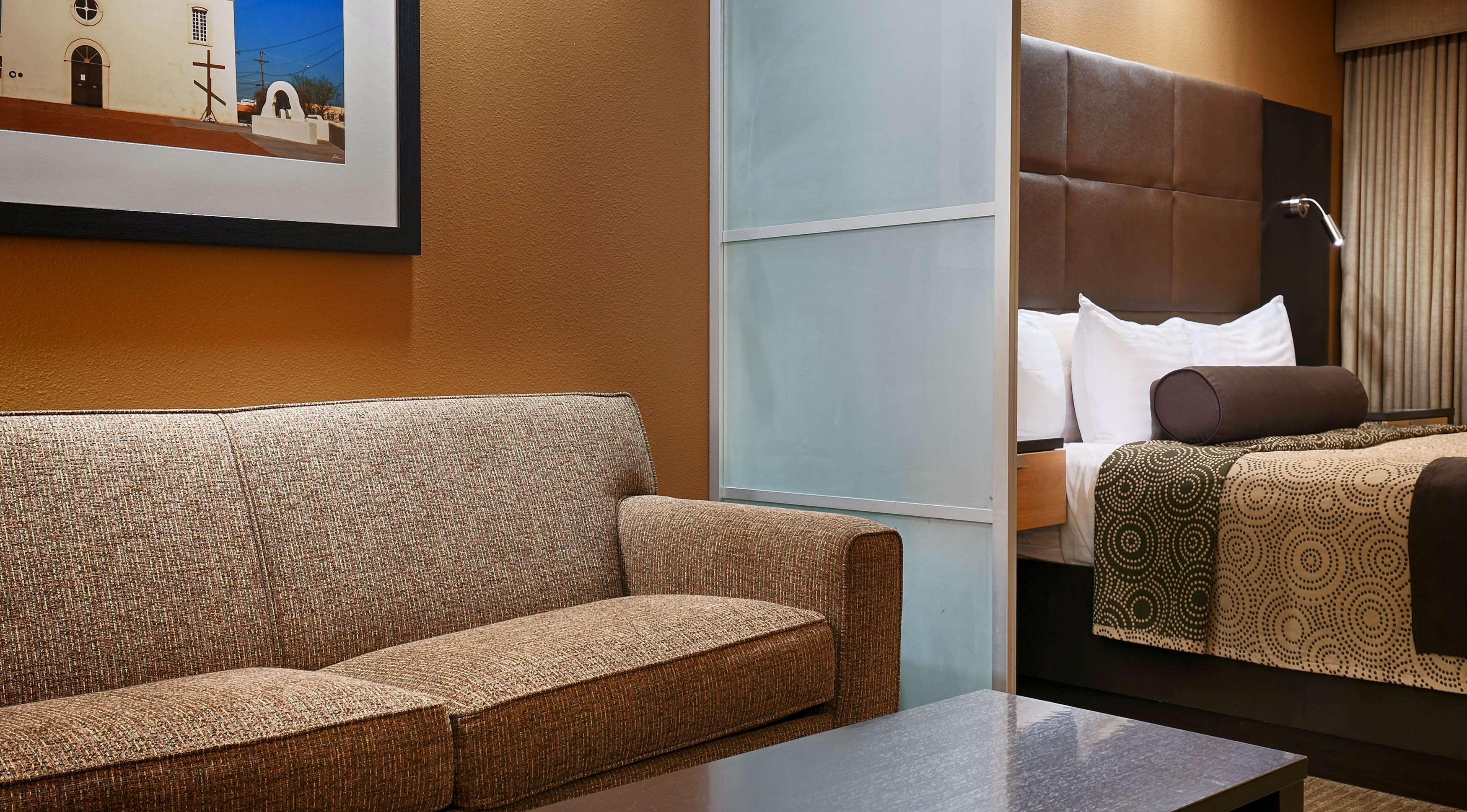 Best Western Premier Bryan College Station Exterior photo