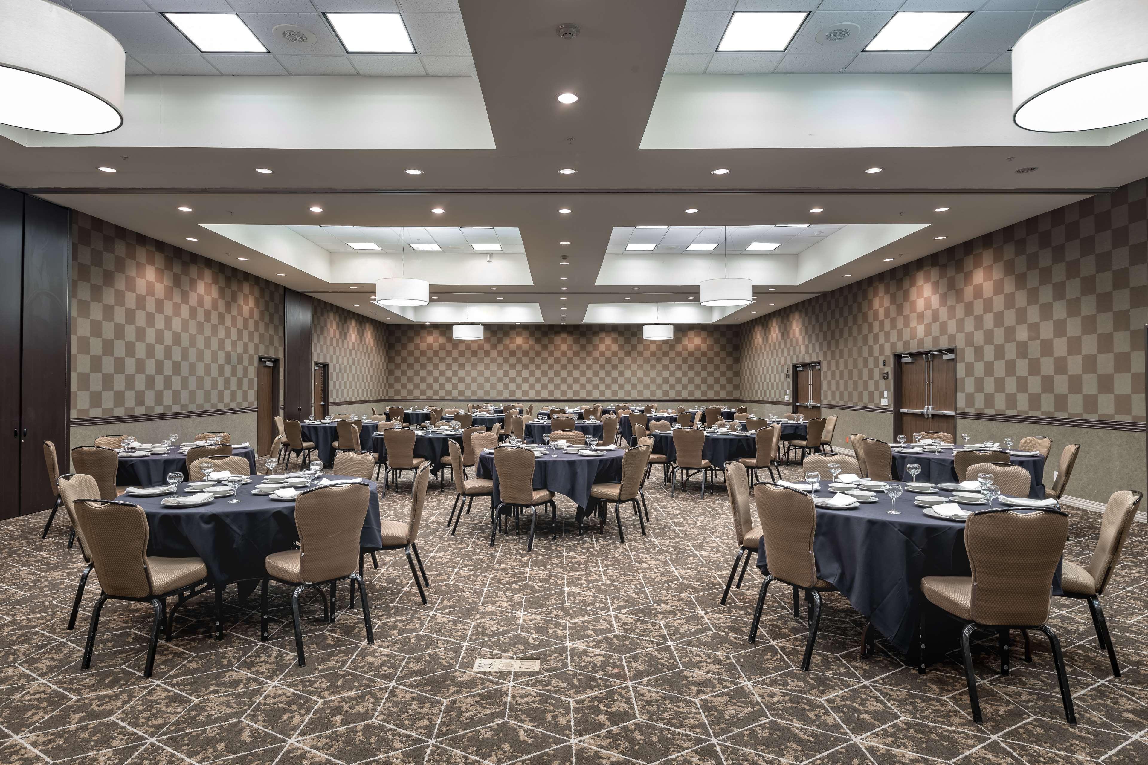 Best Western Premier Bryan College Station Exterior photo