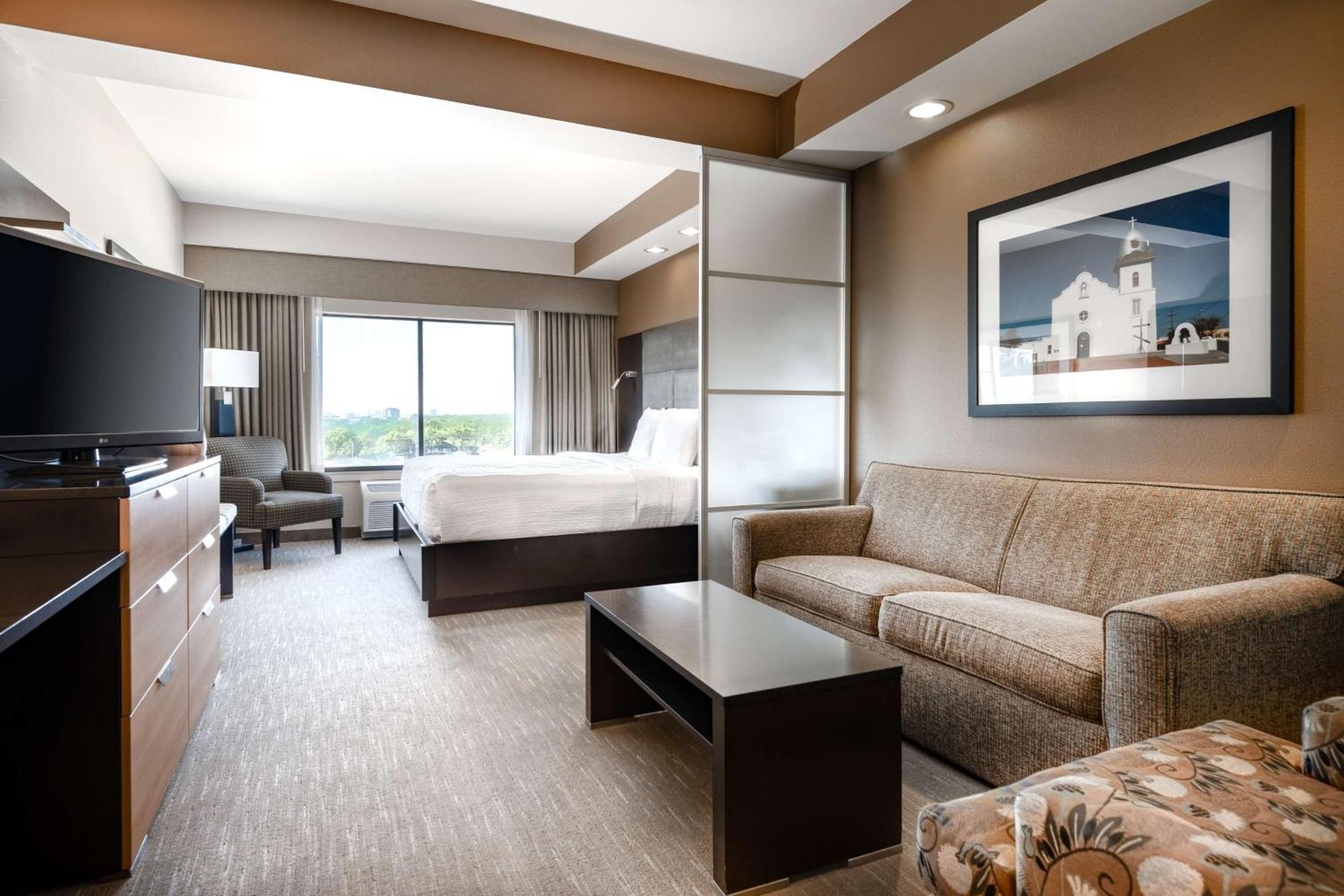 Best Western Premier Bryan College Station Exterior photo